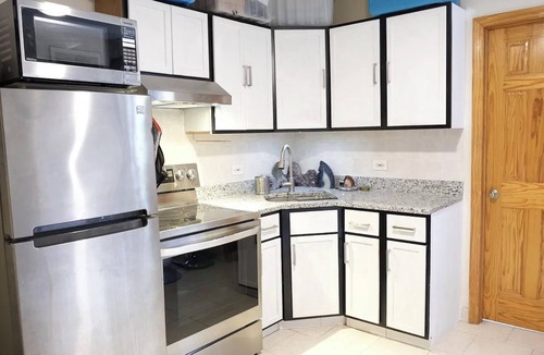 Upper East Side Apartment | Spacious & Quiet UES 1-Bedroom Apartment Steps from Central Park