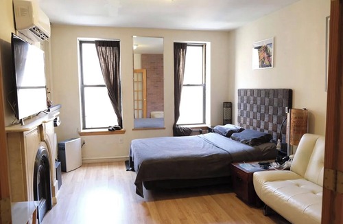 Upper East Side Apartment | Spacious & Quiet UES 1-Bedroom Apartment Steps from Central Park