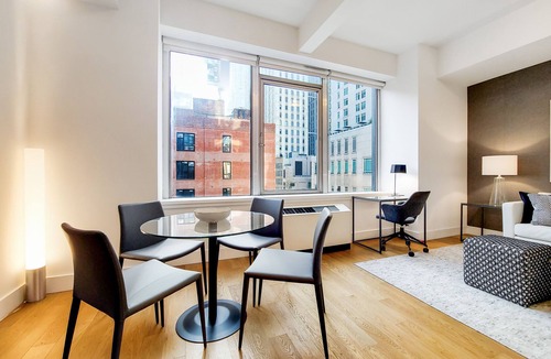Financial District Apartment | Spacious Studio With Luxury Amenities | Tribeca