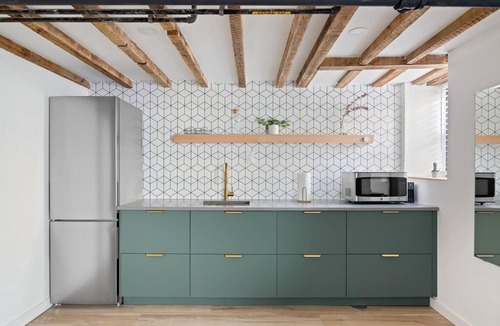 Bushwick Apartment | Spend the Holidays in a Large Garden Alcove Studio!