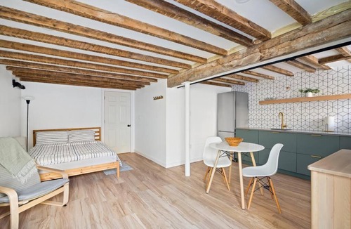 Bushwick Apartment | Spend the Holidays in a Large Garden Alcove Studio!