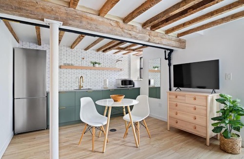 Bushwick Apartment | Spend the Holidays in a Large Garden Alcove Studio!