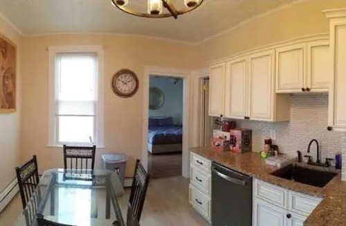 Park Hill Apartment | Staten island Comfort House (3 bedroom 2bathroom)
