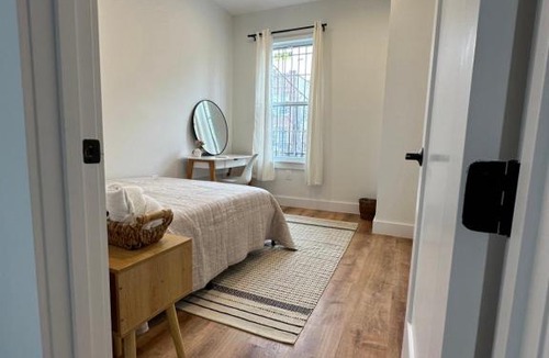 Queens Apartment | Stay near LGA