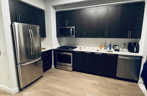 Queens Apartment | Studio Getaway