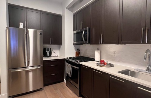 Queens Apartment | Studio Getaway