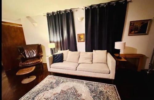 Harlem Apartment | Stylish 2 bedrooms in Upper Manhattan