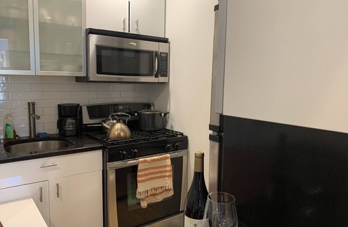 Midtown East Apartment | Stylish Manhattan Loft 2 Bedroom Sleeps 6