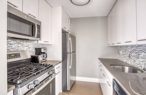 Upper East Side Apartment | Sunlit UES 2BR w/DM, Elevator & Gym, nr Central Park, by Blueground