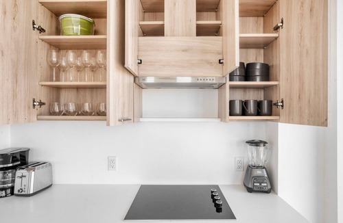 Clinton Hill Apartment | Sunny Clinton Hill 2BR w/W/D, Gym & Pool, nr BAM, by Blueground