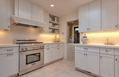 North Sea House | Surrounded by Protective Reserves, Steps to Marina Bay Beach, Golf Courses.
