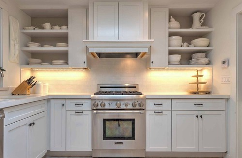 North Sea House | Surrounded by Protective Reserves, Steps to Marina Bay Beach, Golf Courses.