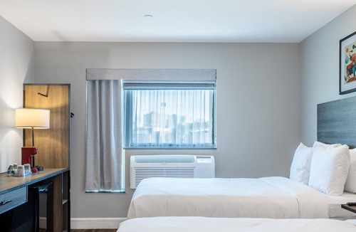 Red Hook Hotel | The Lodge Red Hook