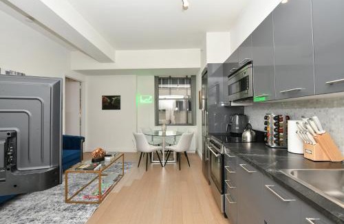 Financial District Apartment | The Wolf of Wall Street Apartment