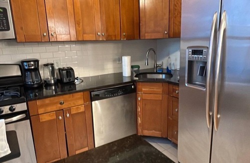 Sutton Place House | Trendy 5-Bedroom Home in Prime Location!