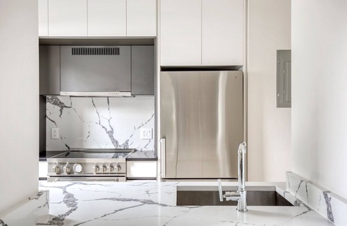 Brooklyn Heights Apartment | Trendy BK Heights 2BR w/W/D & Elevator, nr Promenade, by Blueground