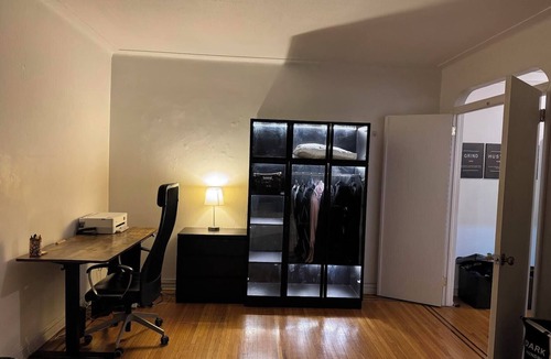 Queens Condo | Two Large Cozy Bedroom Condominium that is 20 mins train ride to Manhattann