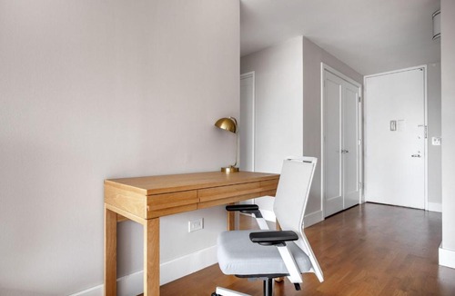 Upper East Side Apartment | UES 1BR w Gym WD nr Central Park NYC-1296