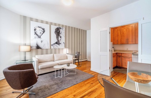 Upper East Side Apartment | UES One Bedroom near Subways, Museums