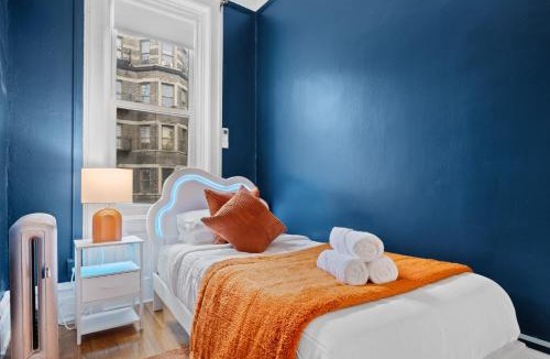 Upper Manhattan Apartment | Vintage Luxe NY - Designer Lofts & Apartments NYC