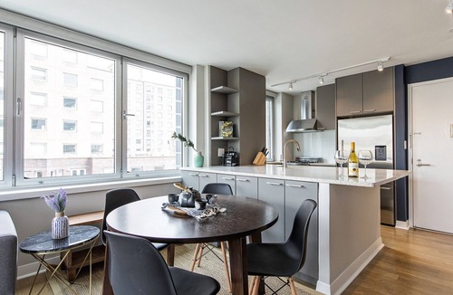 Ukrainian Village Apartment | Walking distance to Union Square, 10 minute walk to NYU, Doorman, Gym, Roofdeck