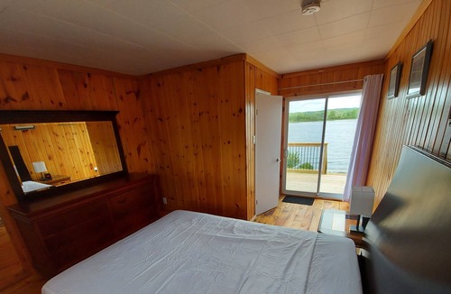 Combermere Condo | Waterfront 2 Bedroom/2 Bath Condo With Beach