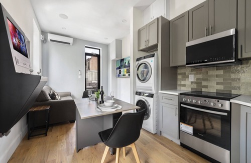 Bedford-Stuyvesant Apartment | Welcome to our one of a kind MASTER SUITE in the heart of Brooklyn, NY. PATIO IS
