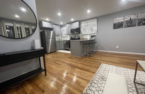 Queens House | Welcome to The Nest, Beautifully renovated 4 bedroom 2.5 Bath private property!