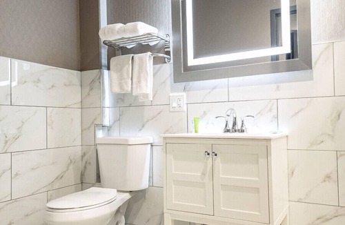 Soundview Hotel | Wheeler Hotel