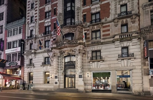 Koreatown Hotel | Your Home Away From Home! 4 Relaxing Units, Pet-friendly, Close to Grand Central