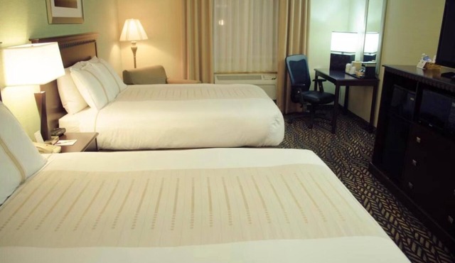 3 Group-Friendly Stay Near Devils Lake Regional Airport | Free Parking & Bfast