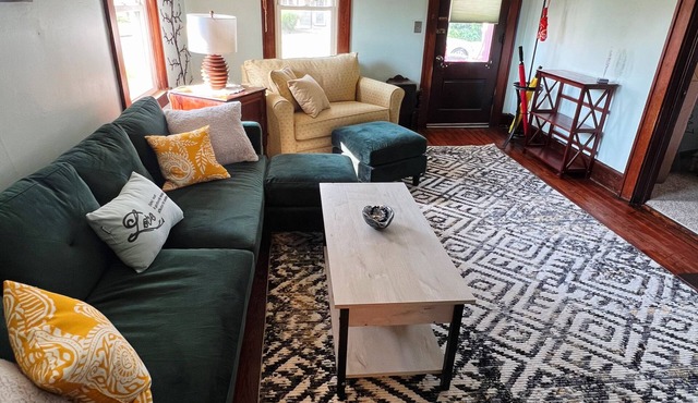 Cozy Pendleton Getaway Near Downtown Pendleton. Pet Friendly! in Pendleton