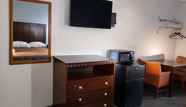 Executive Inn Pine Bluff