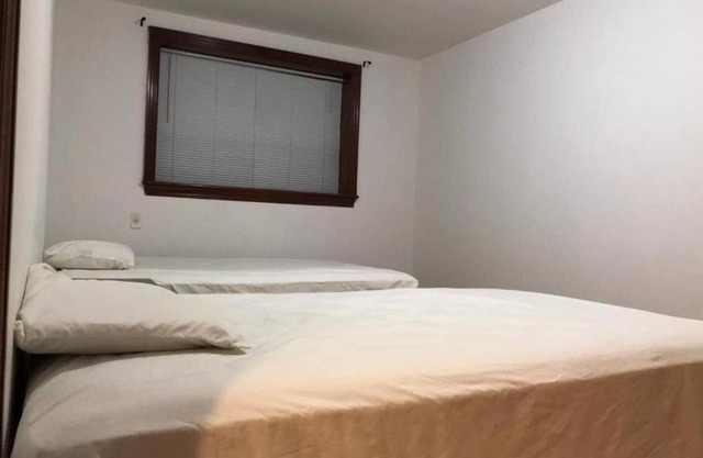 75 Bay 40th st Brooklyn NY 11214