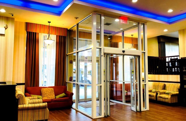 Queens County Inn and Suites