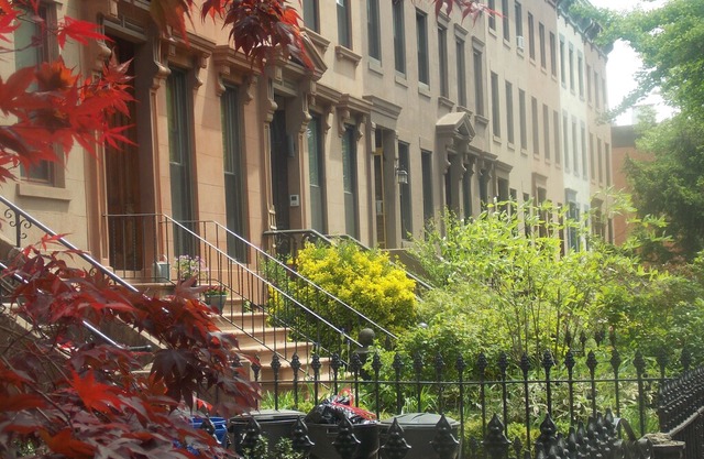 Super Convenient Carroll Gardens Apartment with Private Entrance 1 Block F Train