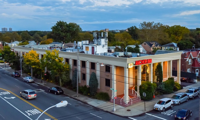 Queens Hotel | Anchor Inn