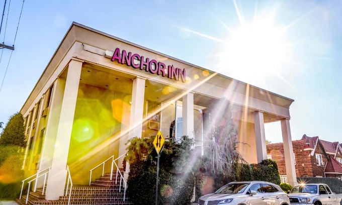 Queens Hotel | Anchor Inn