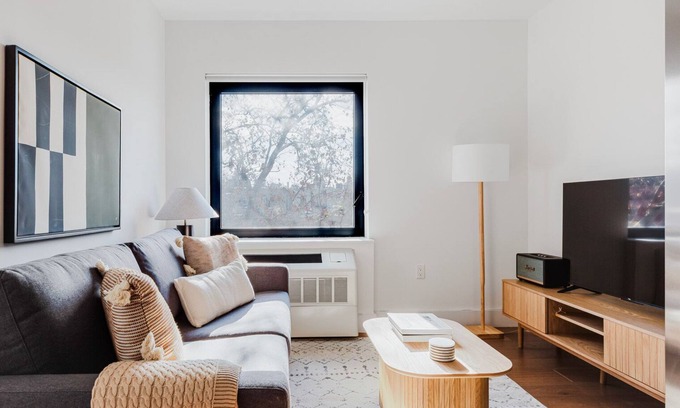 Clinton Hill Apartment | Blueground | Clinton Hill, gym & AC, nr park