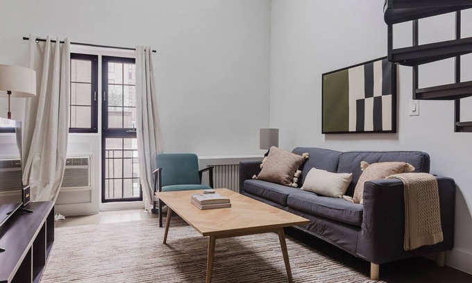 Union Square House | Blueground | Gramercy Park, AC & elevator, nr park