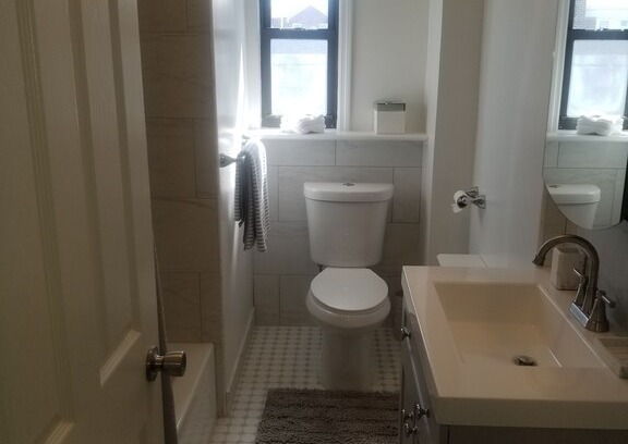 Hillcrest House | Large 1+ Bedroom Nr St. Johns Univ