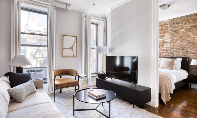 Ukrainian Village Apartment | Lovely East Village 2BR, near Union Square, by Blueground