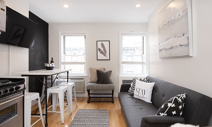 Kips Bay Apartment | Manhattan/Midtown East/Sleeps 7/Clean/Central/3 Bedroom/2 Bathroom