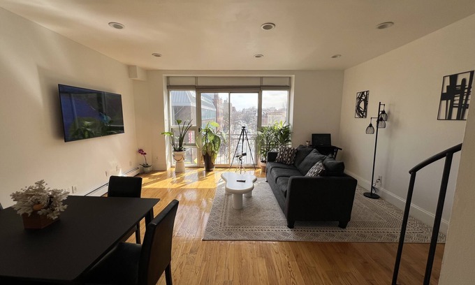 Bedford-Stuyvesant Condo | Mulzac Rentals - Loft Penthouse