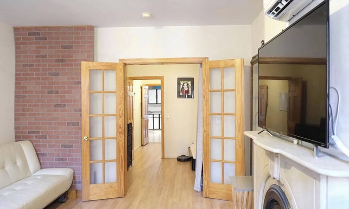 Upper East Side Apartment | Spacious & Quiet UES 1-Bedroom Apartment Steps from Central Park