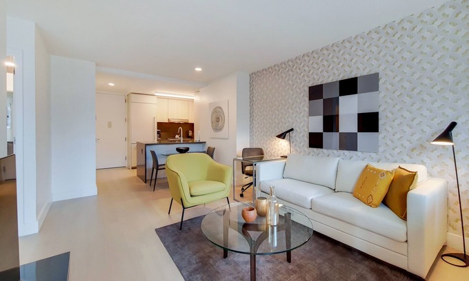 Midtown South Apartment | Stunning One Bedroom in Flatiron District