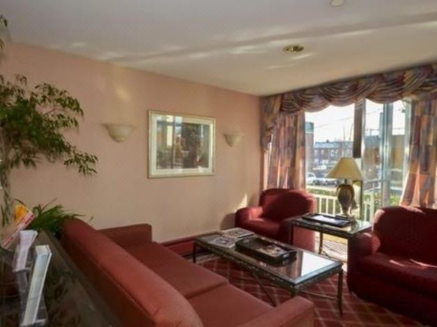 Photo of Livingroom in Queens