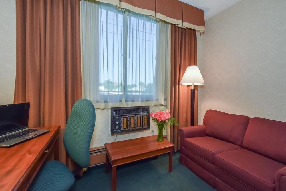 Photo of Livingroom in Queens