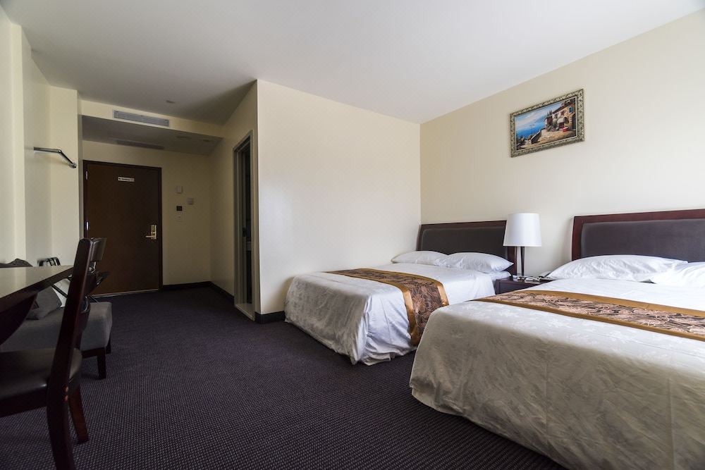 Photo of Bedroom in Flushing Chinatown