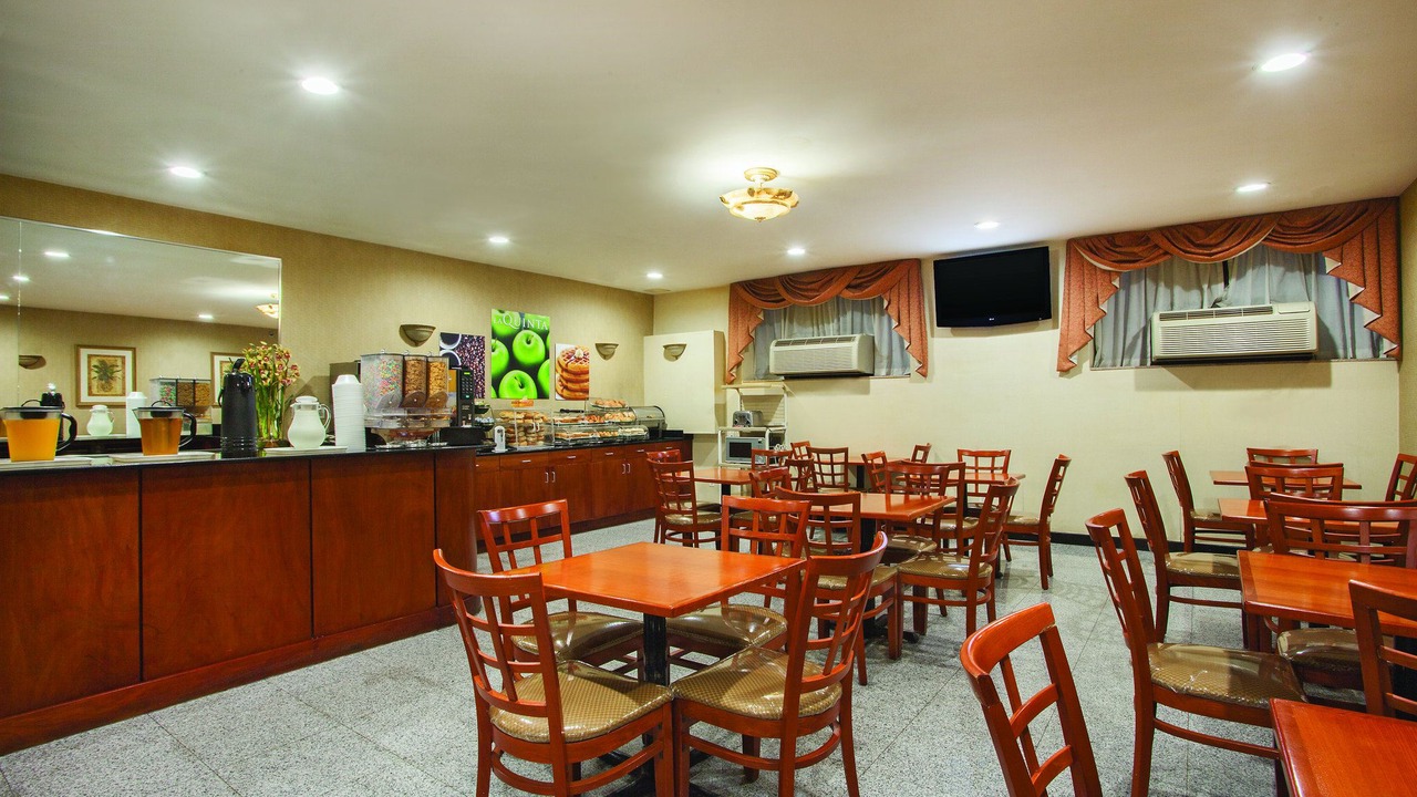 Photo of Livingroom in Queens